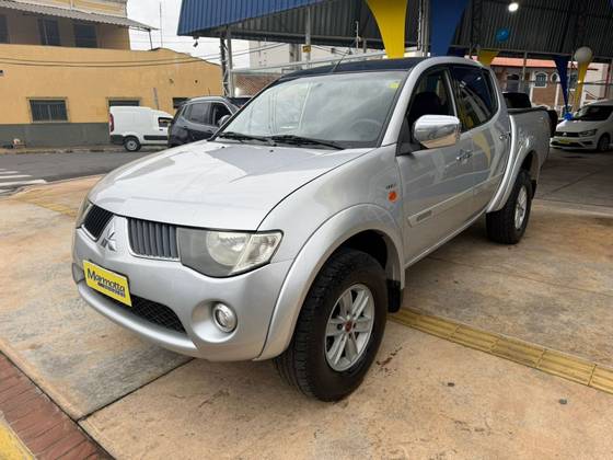 MITSUBISHI L200 TRITON 3.2 HPE 4X4 CD 16V TURBO INTERCOOLER DIESEL 4P AUTOMÁTICO MITSUBISHI L200 TRITON 3.2 HPE 4X4 CD 16V TURBO INTERCOOLER DIESEL 4P AUTOMÁTICO